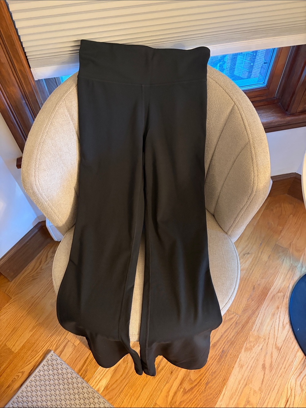 GAP Fit Sky High Flare Yoga Pants